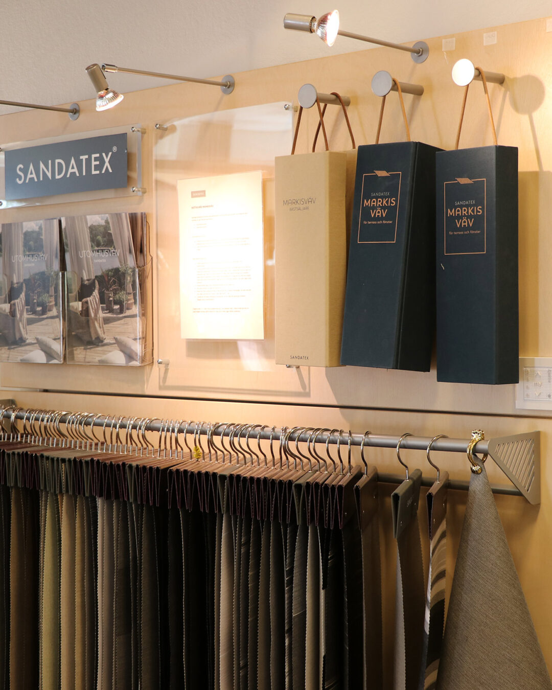 ShowroomHallandsmarkis3